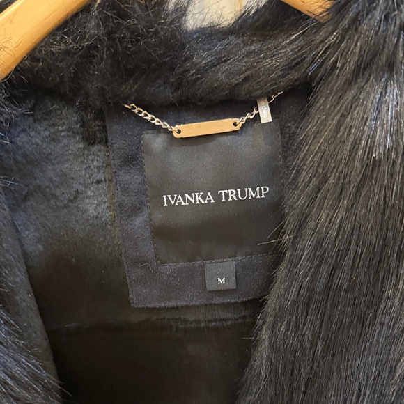 IVANKA TRUMP BLACK COAT WITH FAUX FUR TRIM SIZE M - Picture 2 of 15